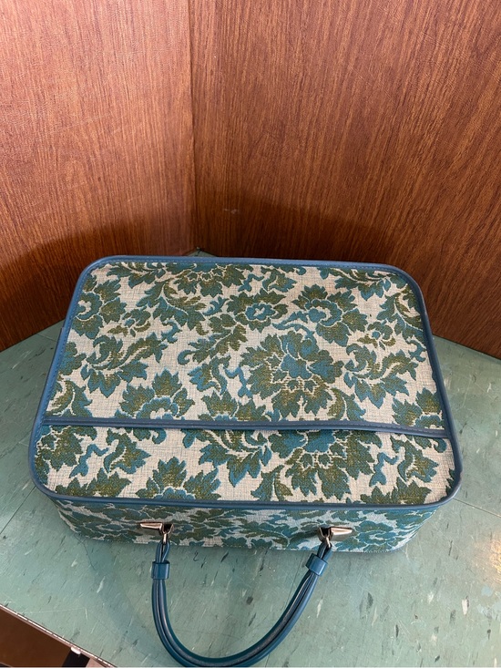 Other - Vintage suitcase, 1960s blue and green floral plastic